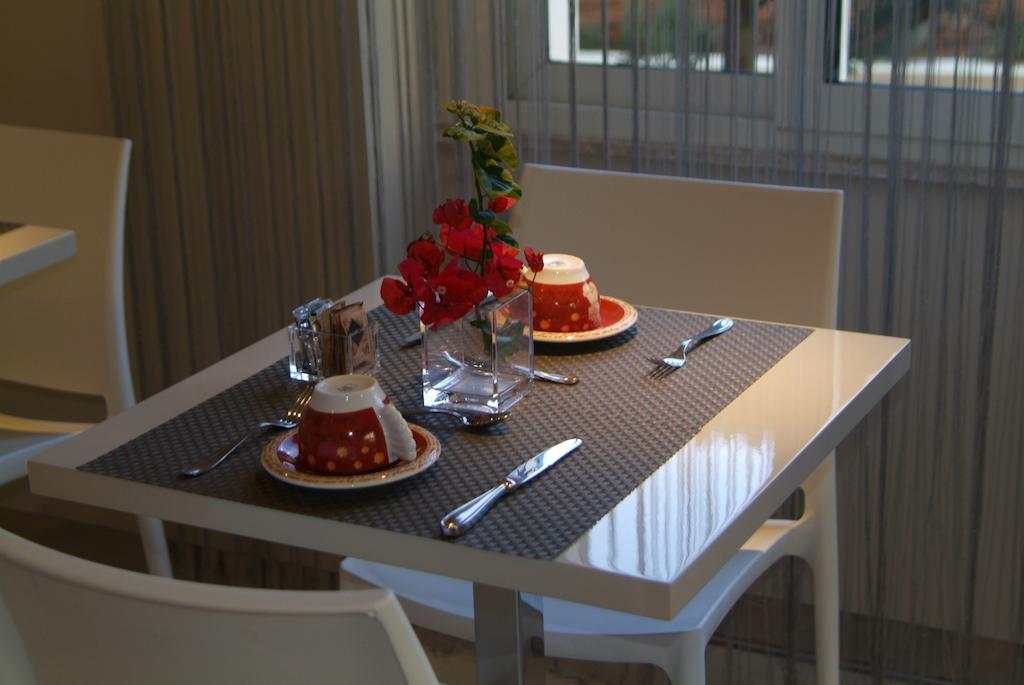 B&Beach Cagliari Guest House Extérieur photo